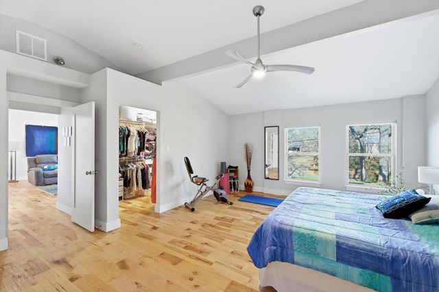 107 Highland Lake Drive, Highland Village, TX 75077