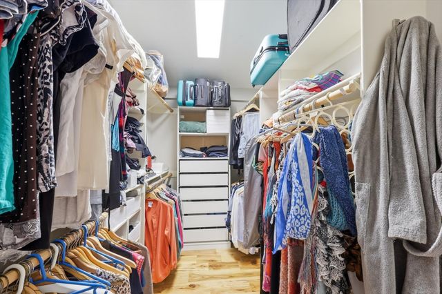 107 Highland Lake Drive, Highland Village, TX 75077