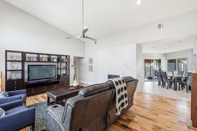 107 Highland Lake Drive, Highland Village, TX 75077