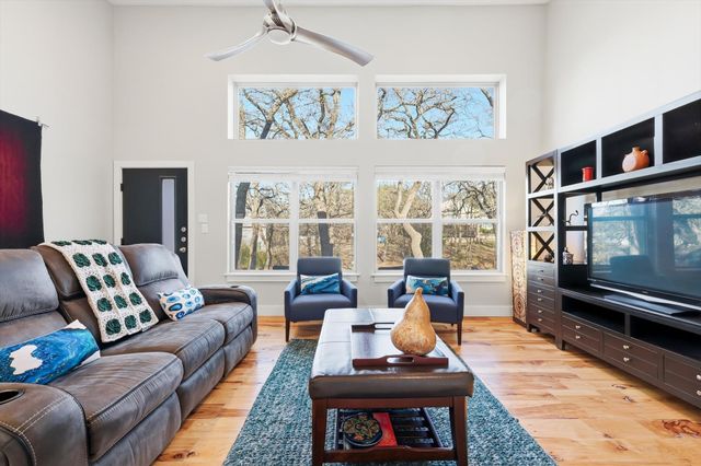 107 Highland Lake Drive, Highland Village, TX 75077