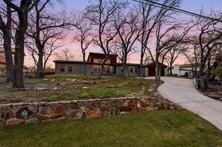 107 Highland Lake Drive, Highland Village, TX 75077
