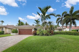 10070 NW 10th St, Plantation, FL 33322
