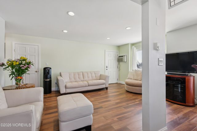 1382 Ocean Avenue 9-A, Sea Bright, NJ 07760