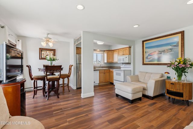 1382 Ocean Avenue 9-A, Sea Bright, NJ 07760