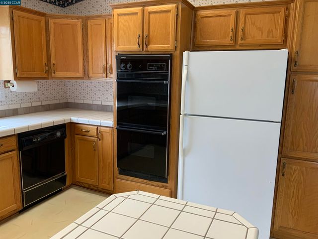 1800 Strasbourg Ln., Antioch, CA 94509