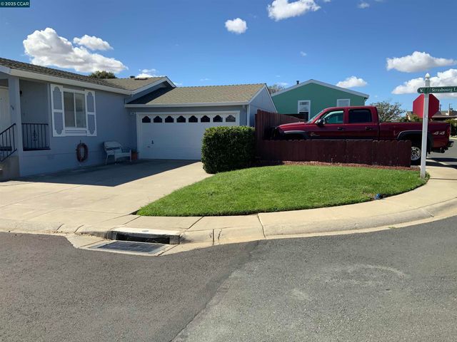 1800 Strasbourg Ln., Antioch, CA 94509