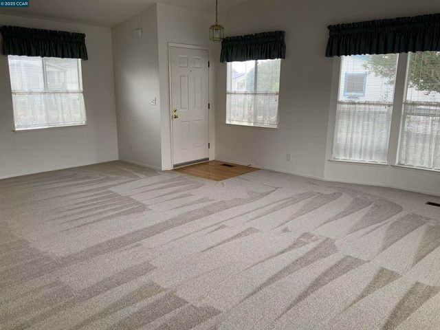 1800 Strasbourg Ln., Antioch, CA 94509