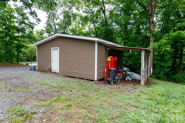 652 Sutton Spring Road, York, SC 29745