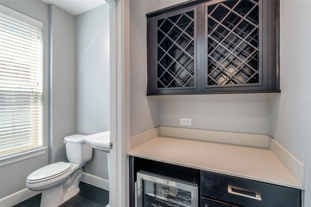 1348 Arch Place, Dallas, TX 75215