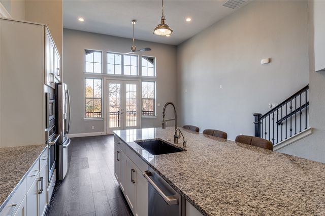 1348 Arch Place, Dallas, TX 75215