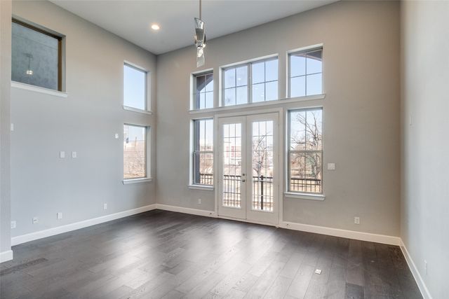 1348 Arch Place, Dallas, TX 75215