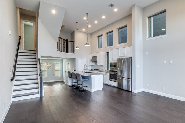 1348 Arch Place, Dallas, TX 75215