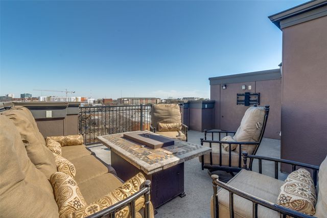 1348 Arch Place, Dallas, TX 75215