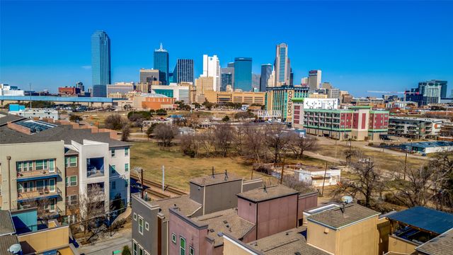 1348 Arch Place, Dallas, TX 75215