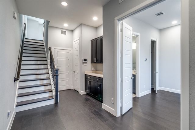 1348 Arch Place, Dallas, TX 75215