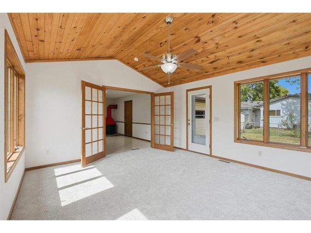 454 Oday Street, Maplewood, MN 55119