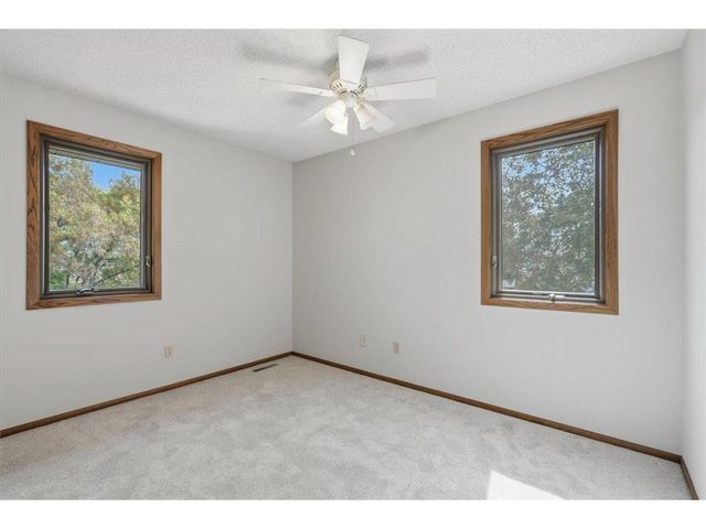454 Oday Street, Maplewood, MN 55119
