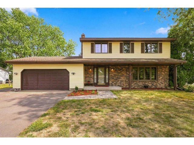454 Oday Street, Maplewood, MN 55119