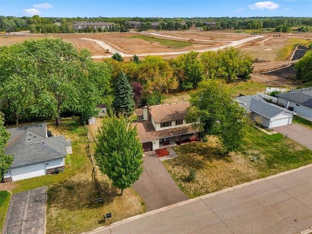 454 Oday Street, Maplewood, MN 55119