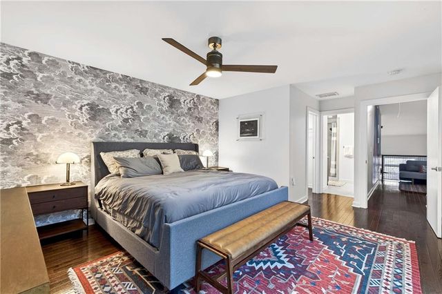 1376 Stirling Circle NW, Atlanta, GA 30318