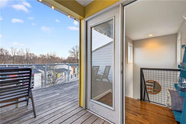 1376 Stirling Circle NW, Atlanta, GA 30318