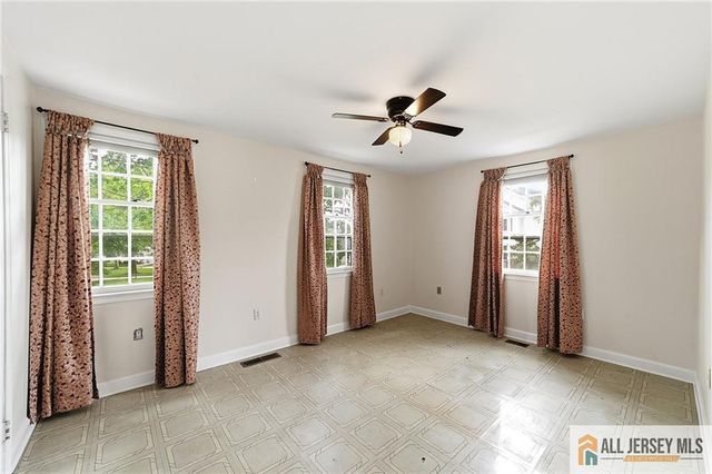 13 Sussex Way C, Monroe, NJ 08831