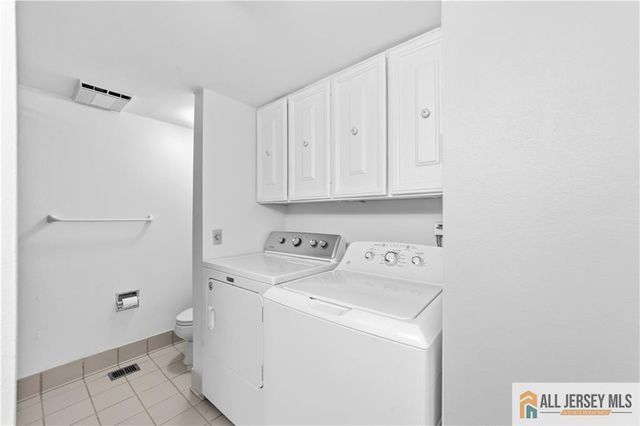 13 Sussex Way C, Monroe, NJ 08831