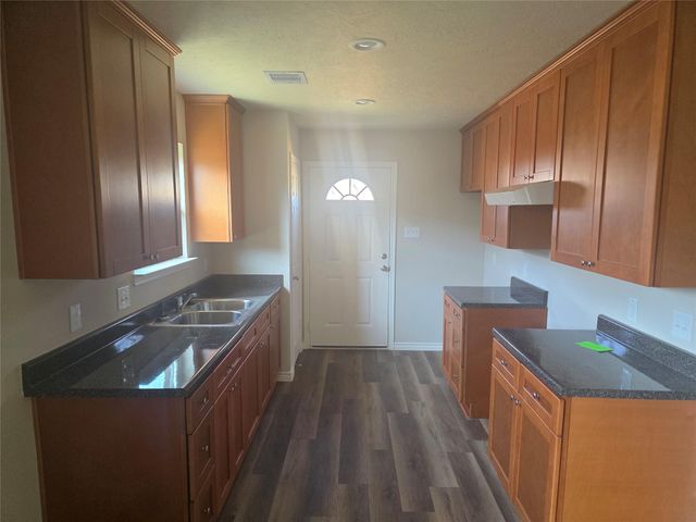 9831 Pelsey Street, Houston, TX 77029