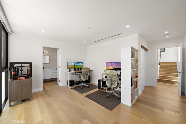 3859 S. Centinela Avenue, Los Angeles, CA 90066