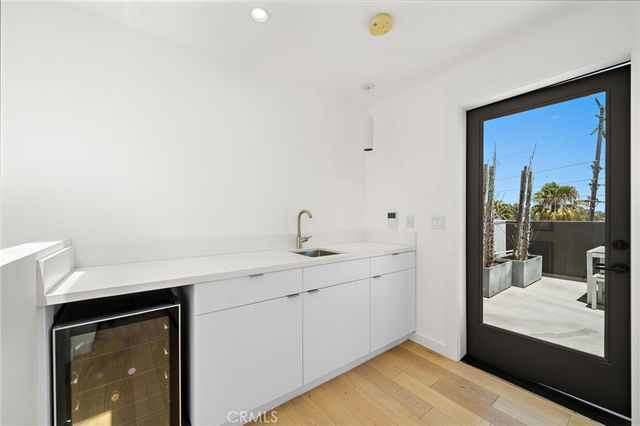 3859 S. Centinela Avenue, Los Angeles, CA 90066