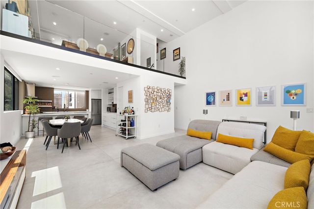 3859 S. Centinela Avenue, Los Angeles, CA 90066