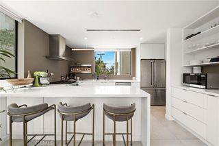 3859 S. Centinela Avenue, Los Angeles, CA 90066