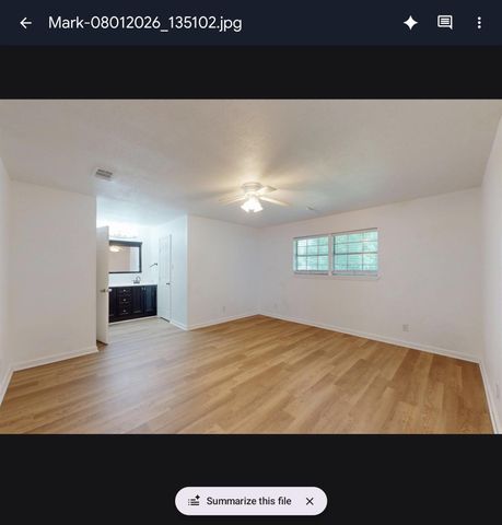 610 Avenue C, Alvin, TX 77511