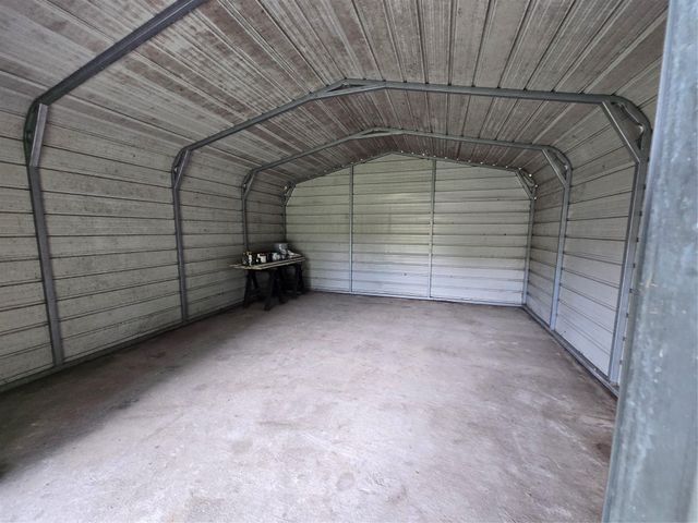 610 Avenue C, Alvin, TX 77511