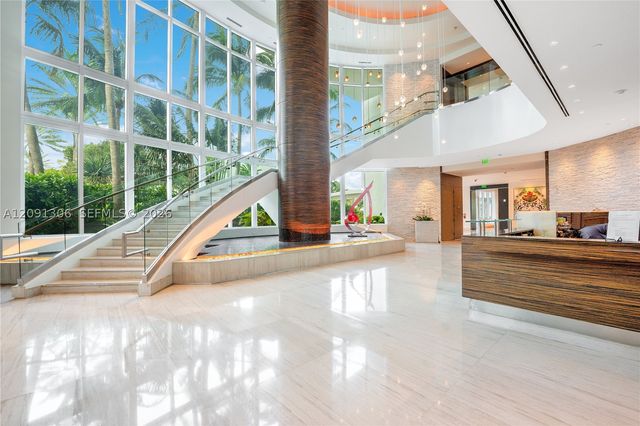 100 S Pointe Dr 2403, Miami Beach, FL 33139