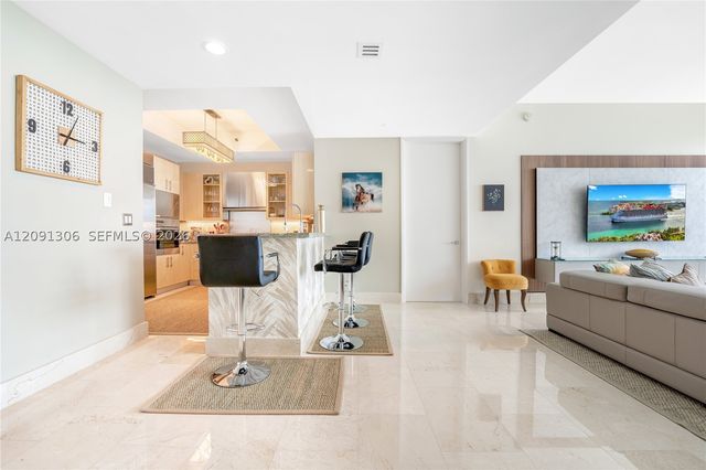 100 S Pointe Dr 2403, Miami Beach, FL 33139