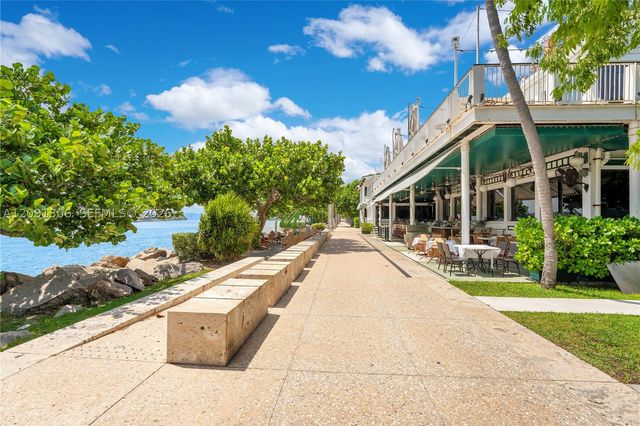 100 S Pointe Dr 2403, Miami Beach, FL 33139