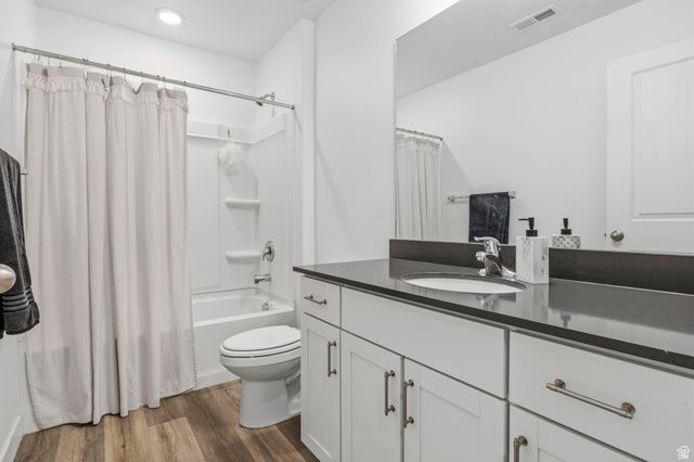 3897 S SILVER BANK DR, Magna, UT 84044