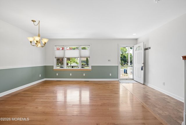 83 Wilson Circle W, Red Bank, NJ 07701