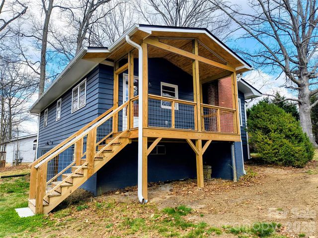 143 Tabernacle Road, Black Mountain, NC 28711