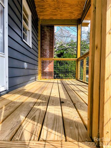 143 Tabernacle Road, Black Mountain, NC 28711