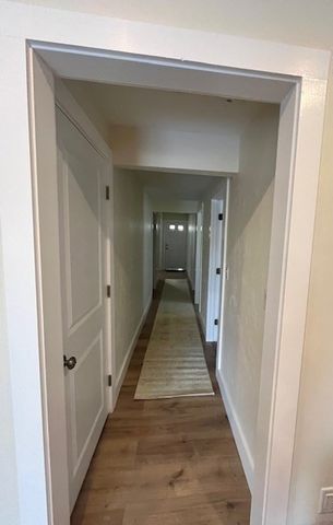 129 Court St, Plymouth, MA 02360