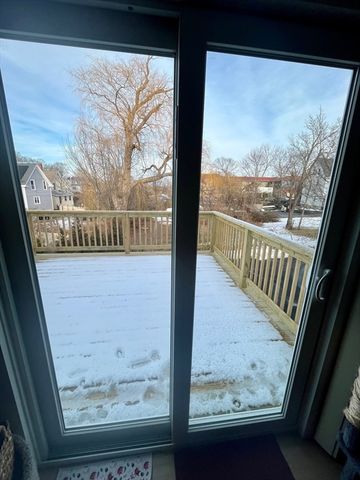 129 Court St, Plymouth, MA 02360