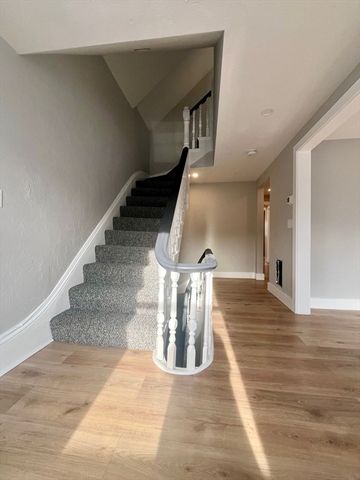 129 Court St, Plymouth, MA 02360