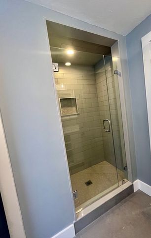 129 Court St, Plymouth, MA 02360