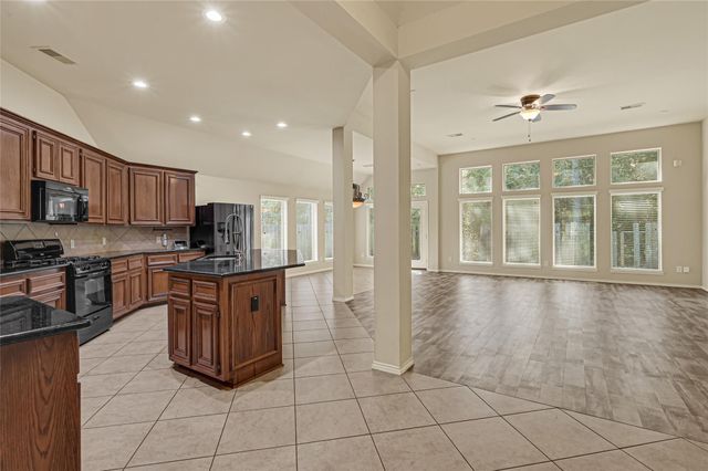 13018 Sweetgum Shores Drive, Houston, TX 77044