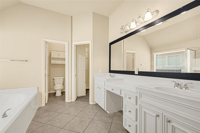 13018 Sweetgum Shores Drive, Houston, TX 77044
