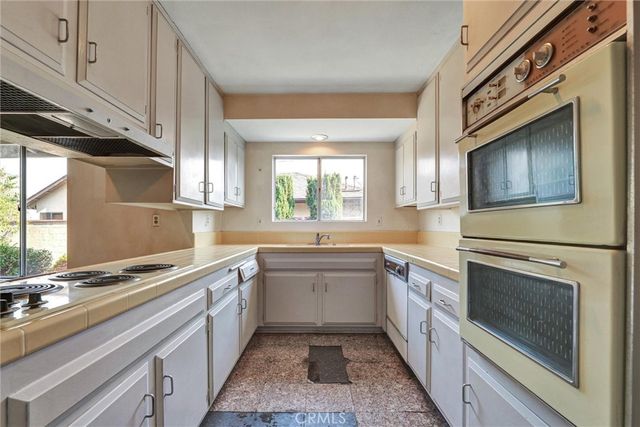 8720 Mulberry Drive, Sunland, CA 91040