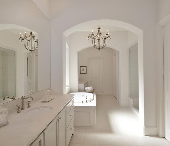 104 Castle Pines Drive, Montgomery, TX 77316