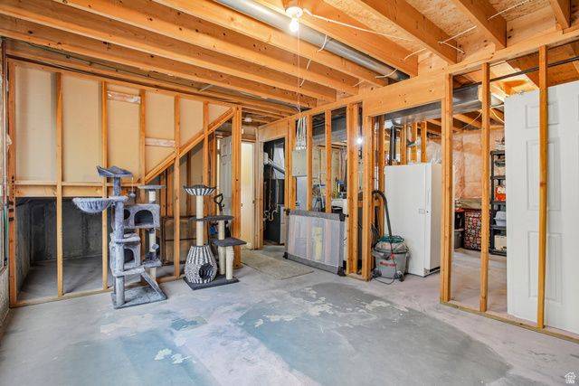 5429 S 4125 W, Roy, UT 84067